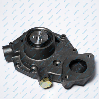 Water Pump John Deere RE546917